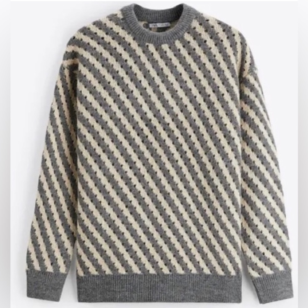 L 🔖 ZARA Openwork Striped Sweater Grey White Holes